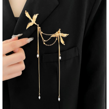 Брошка Fashion Jewerly дві ластівки з ланцюжками жіноча біжутерія, золотиста (SVS) Брошка Fashion Jewerly дві ластівки з ланцюжками жіноча біжутерія, золотиста (SVS)