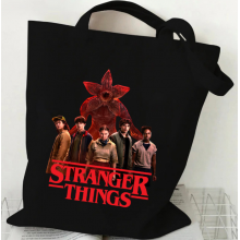 Сумка шопер тканинний Странные дела Stranger Things принт k-pop 39x1x34, чорний (SVS) Сумка шопер тканинний Странные дела Stranger Things принт k-pop 39x1x34, чорний (SVS)