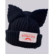 Шапка біні з котячими вушками зимова в’язана чорна Bitterly Love oni size (SVS) Шапка біні з котячими вушками зимова в’язана чорна Bitterly Love oni size (SVS)