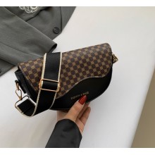 Сумка бананка Korni жіноча через плече барсетка з ременем з екошкіри 22.5x15,5x8 см, чорна з коричневим (SVS) Сумка бананка Korni жіноча через плече барсетка з ременем з екошкіри 22.5x15,5x8 см, чорна з коричневим (SVS)