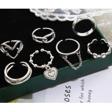 Набір кілець серця і ланцюги Fashion Jewerly в стилі y2k, регульовані, 7 штук сріблястий колір (SVS) Набір кілець серця і ланцюги Fashion Jewerly в стилі y2k, регульовані, 7 штук сріблястий колір (SVS)