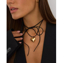 Чокер на шию з великим золотистим серцем, замшевий, чорний, Fashion Jewelry (SVS) Чокер на шию з великим золотистим серцем, замшевий, чорний, Fashion Jewelry (SVS)